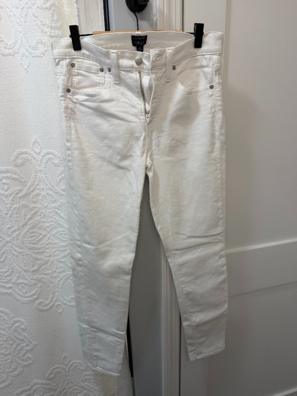 White Jcrew skinny jeans